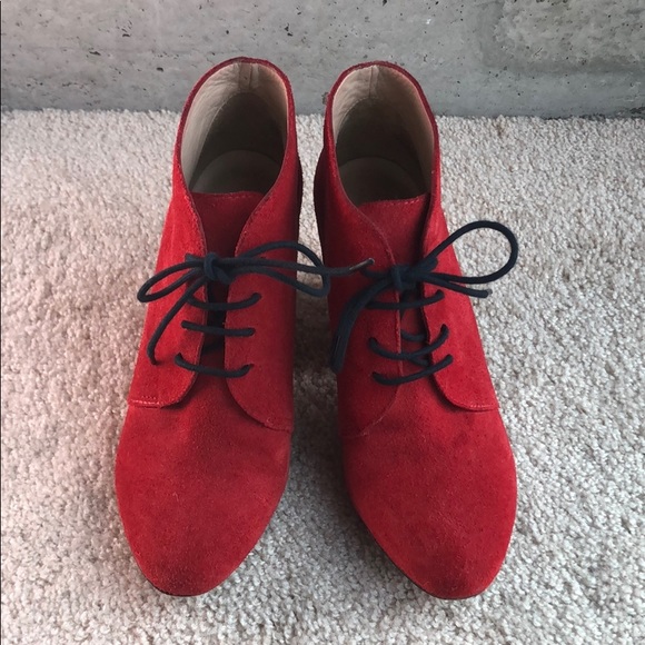 Red booties - Picture 2 of 5